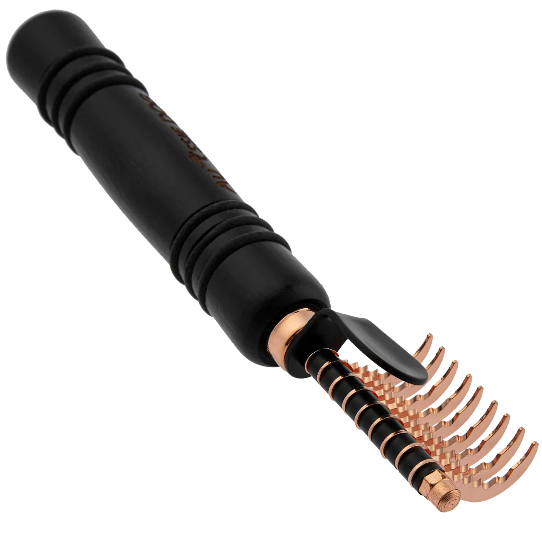 9 Curl Blade De-matt Tool by Aussie Dog