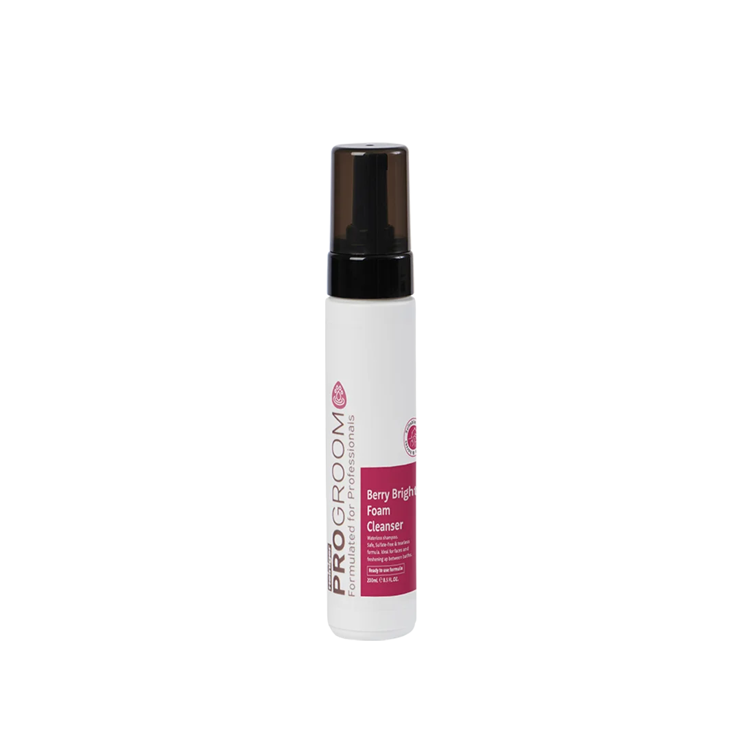 Berry Bright Foam Cleanser 200ml by Heiniger ProGroom
