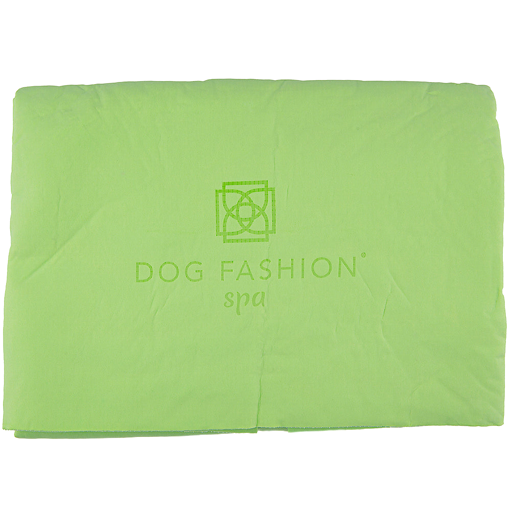 Green Absorption Towel by Dog Fashion Spa