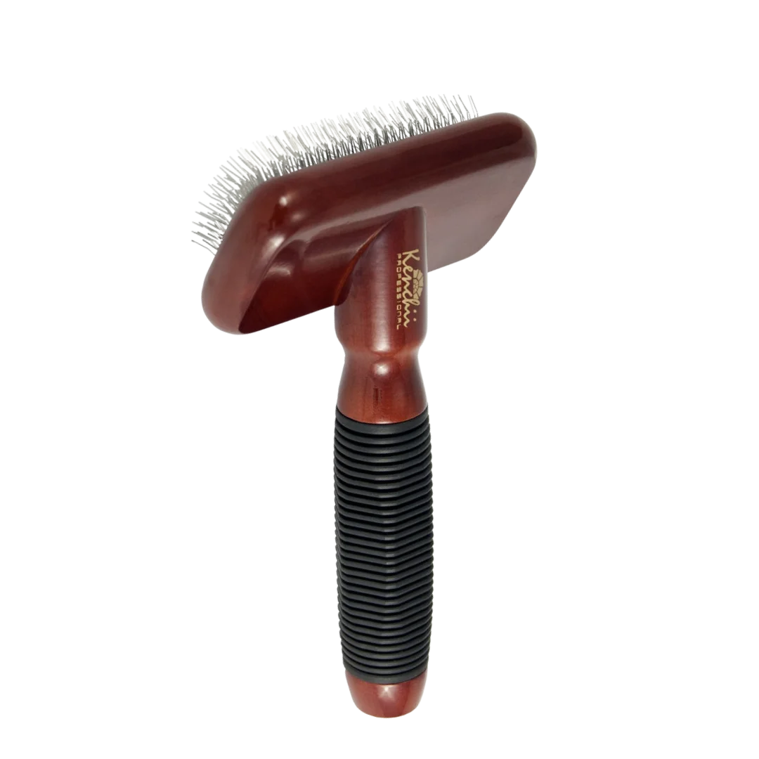 Small Slicker Brush by Kenchii