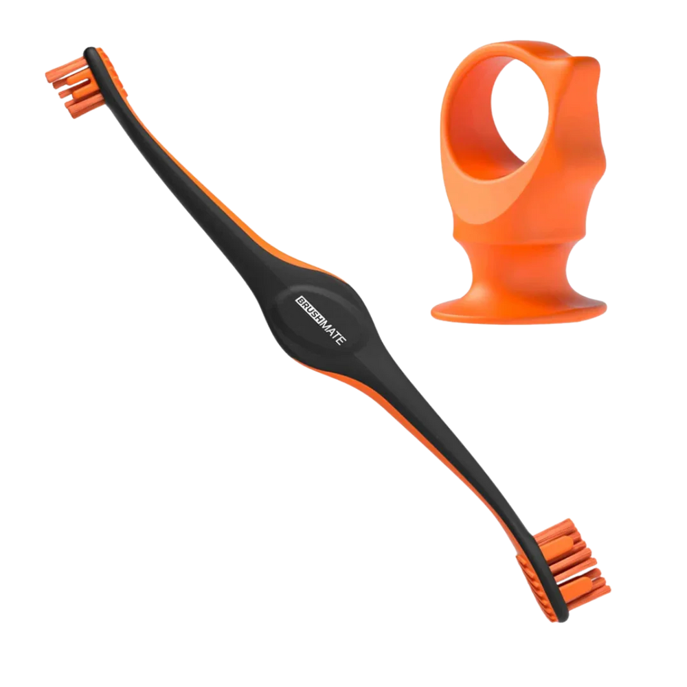 paw-ready-orange-brushmate-premium-toothbrush-with-biteblock-medium