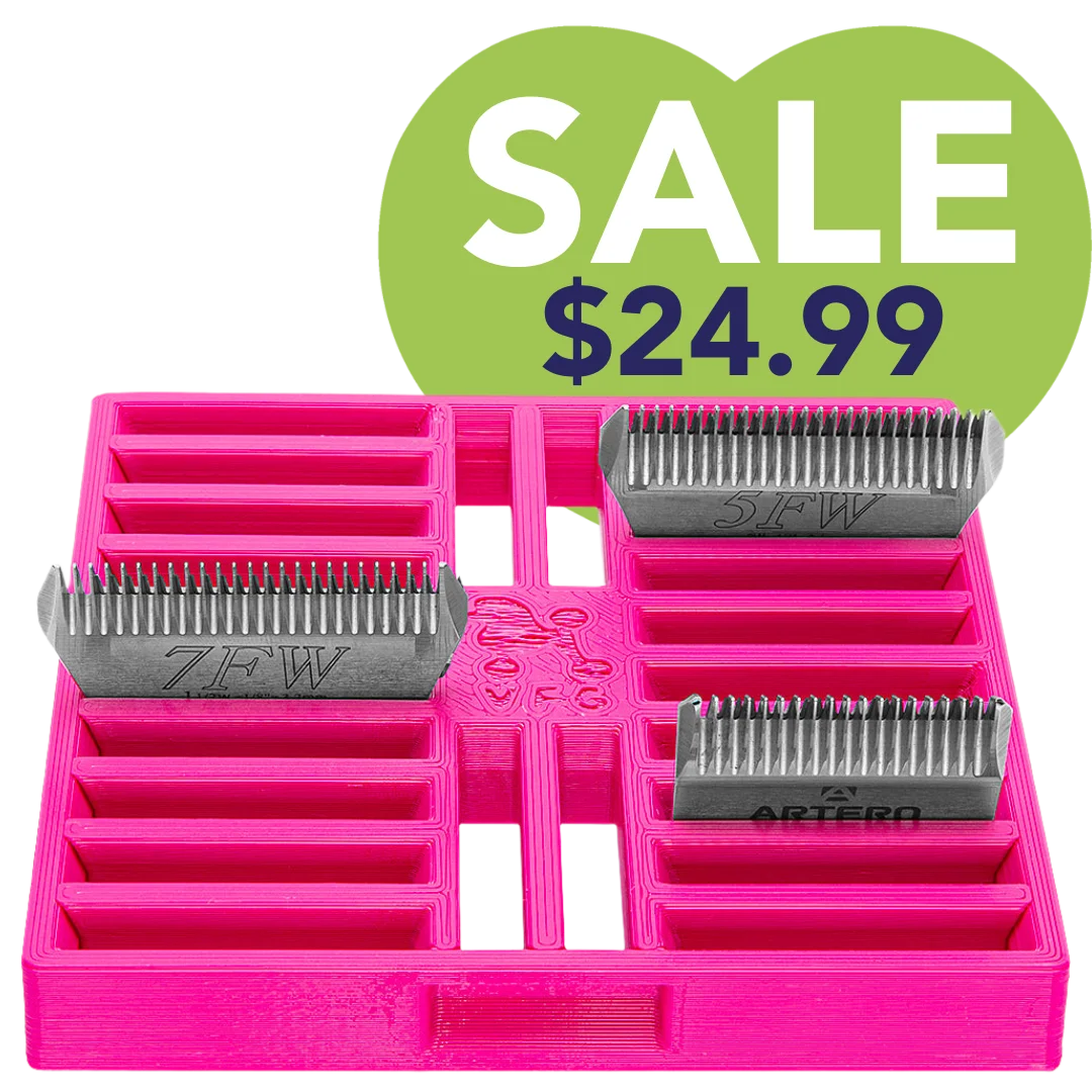 Blade Tray Magenta by Vanity Fur